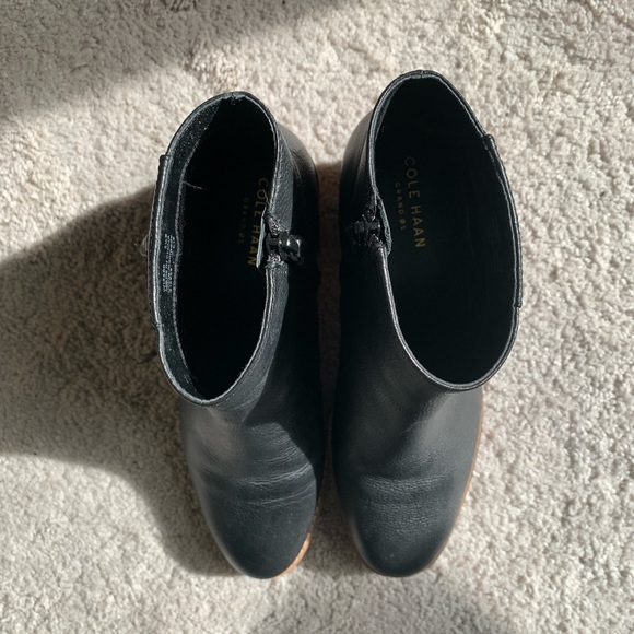 Cole Haan- Womens Booties size 5.5 - Picture 5 of 5